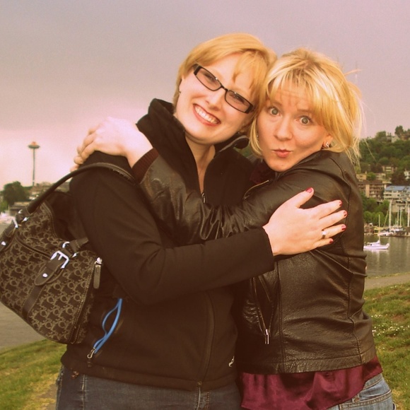 Meet your Posher, MLiz - Picture 5 of 5